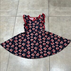Girls Floral sleeveless Dress with frills and Red Accents, size 7, barely worn